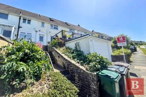 Lyminster Avenue